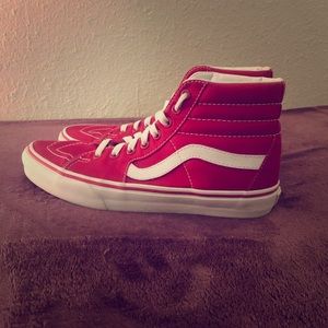 VANS-Sk8 Hi - (men’s size 6.5) - (worn one time)